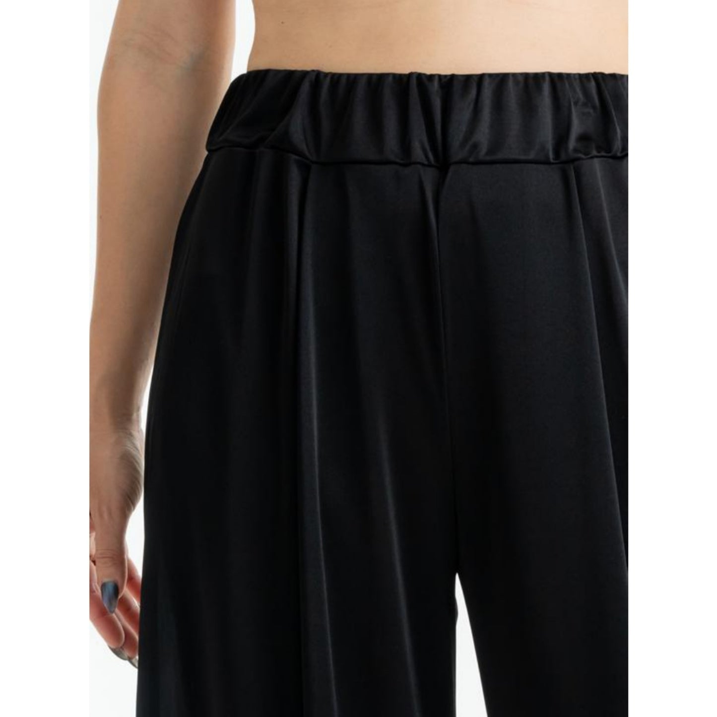 ブライトワイドパンツ|タックパンツ|ダンスウェア|ヨガウェア|ジャズダンス|シア―パンツ|光沢|thea DANCE & RADIANCE(テアダンスアンドラディアンス)|LIFE TUNING DAYS(ライフチューニングデイズ)|