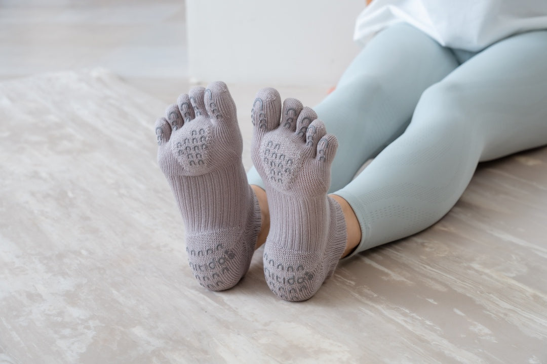 |5本指ソックス |ビューティ・エアクッション | 110061 | 2足組み | セット | シンプル | ヨガ | ピラティス | 靴下 | すべり止め | 5本指 | knitido+(ニッティドプラス)|LIFE TUNING DAYS(ライフチューニングデイズ)|