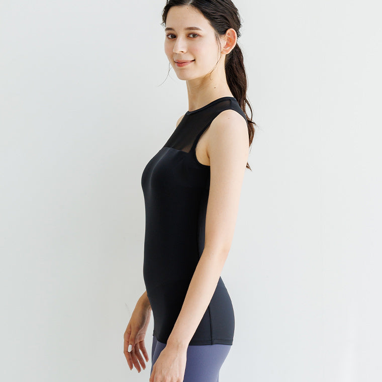 ヨガウェア|トップス|ヨガ|ロング丈|長い|カップ付き|カップ付きトップス|メッシュ|シースルー|透け感|シアー|切り替え|レディースウェア|