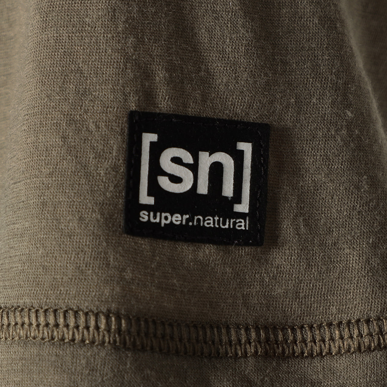 M ESSENTIAL SS