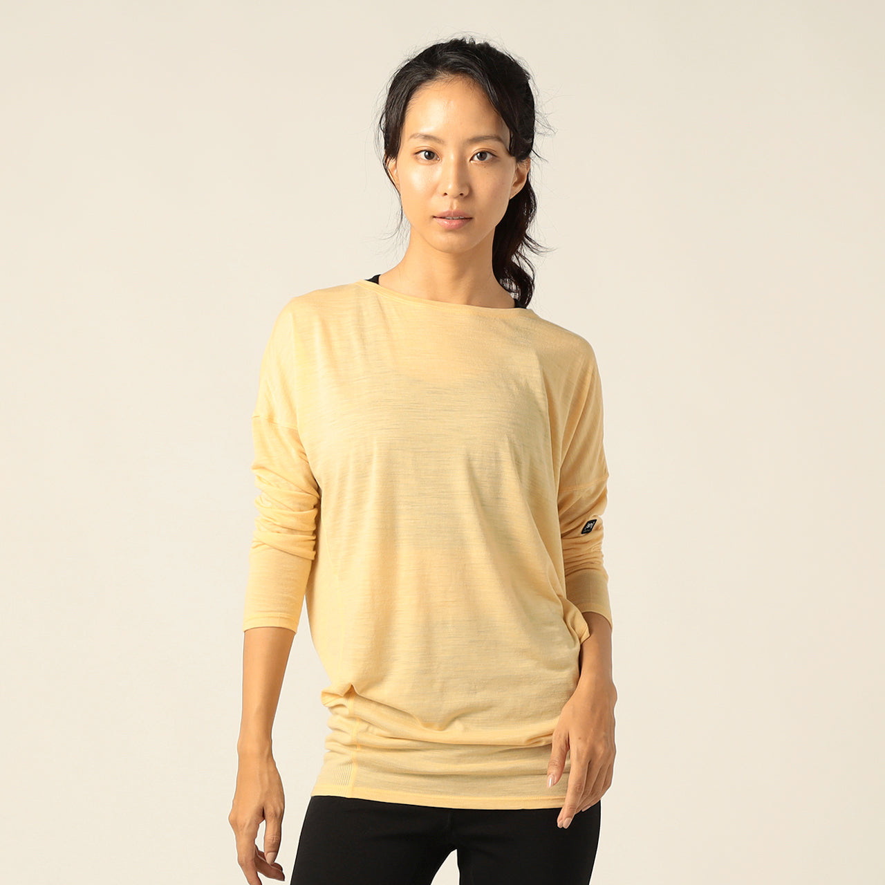 W JP YOGA LOOSE TEE LS