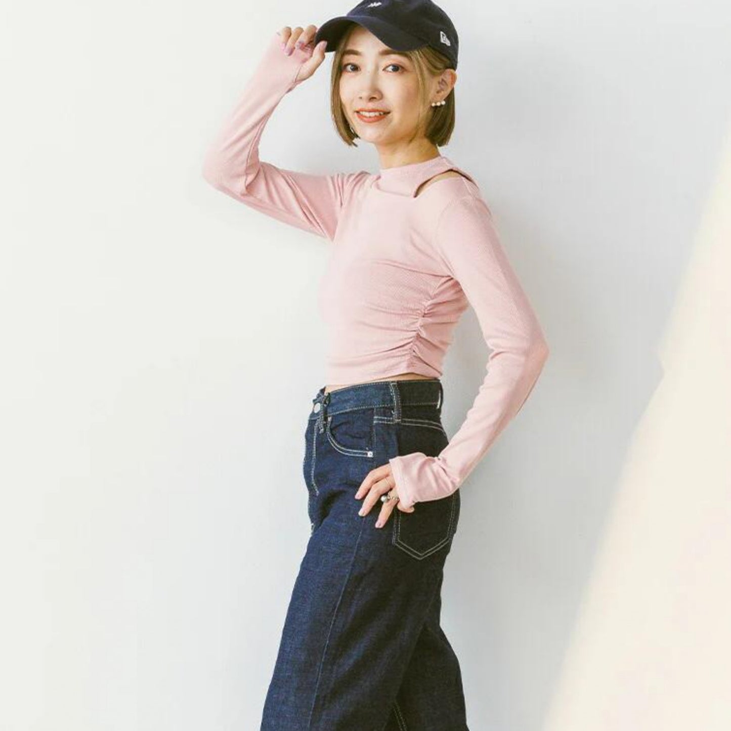 長袖トップス leeche031|愛されピンク|ショート丈|リブ|小山ゆか|オープンショルダー|無地|ヨガ|おしゃれ|Lee.che (リーチェ) |LIFE TUNING DAYS(ライフチューニングデイズ)|
