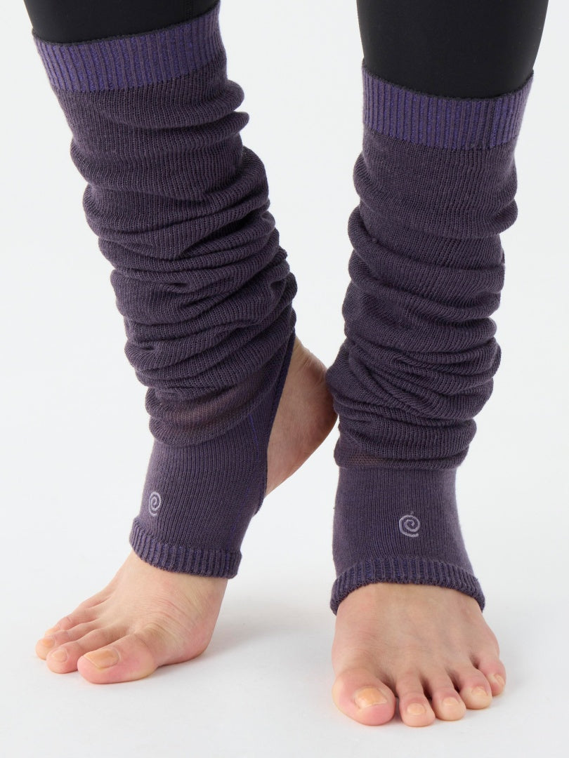 ナタラージャ|レッグウォーマ―|薄手|ヨガ|ピラティス|シンプル|シャドウバイオレット|suria(スリア)|LIFE TUNING DAYS(ライフチューニングデイズ)|