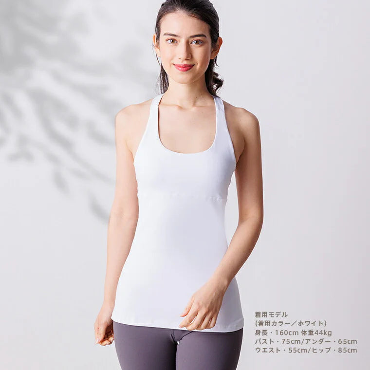 カップ付きトップスt042|ホワイト|トップス|ロング丈|ヨガ|フィットネス|シンプル|おしゃれ|Lee.che (リーチェ) |LIFE TUNING DAYS(ライフチューニングデイズ)|