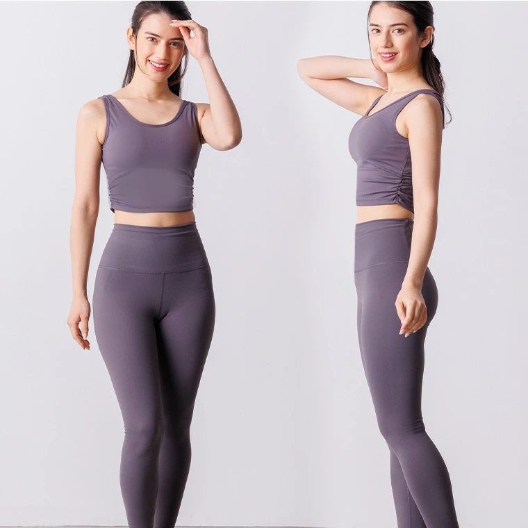 カップ付きトップスt151|グレー|ブラトップ|ハーフ丈トップス|ヨガ|フィットネス|シンプル|おしゃれ|Lee.che (リーチェ) |LIFE TUNING DAYS(ライフチューニングデイズ)|