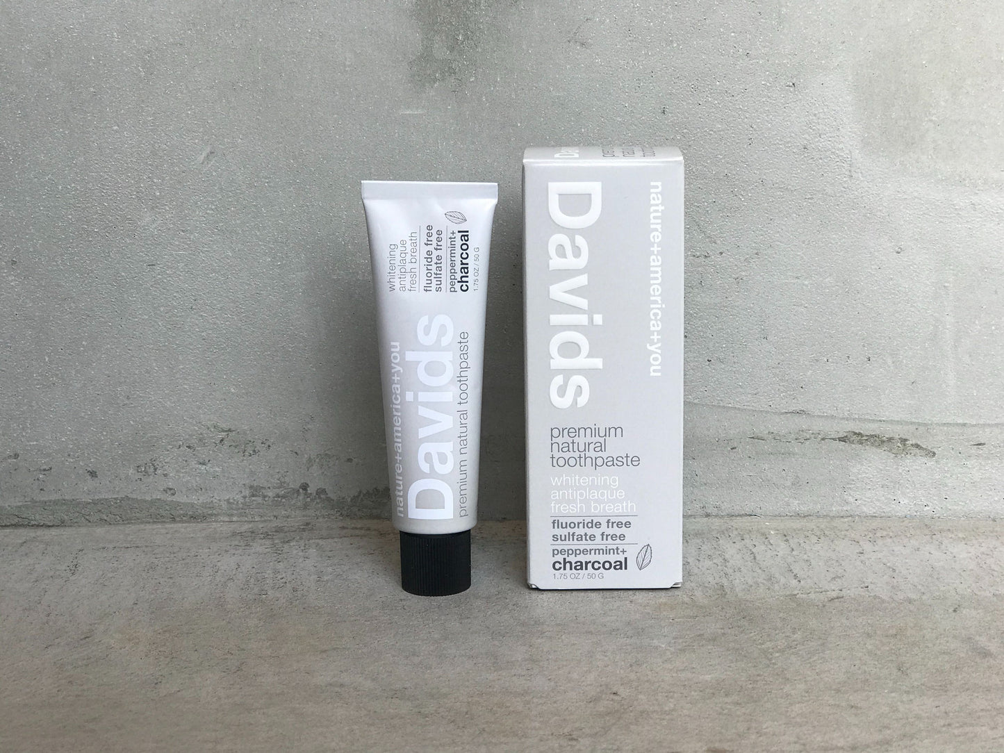 【オーラルケア】Davidsホワイトニングトゥースペースト(チャコール50g)