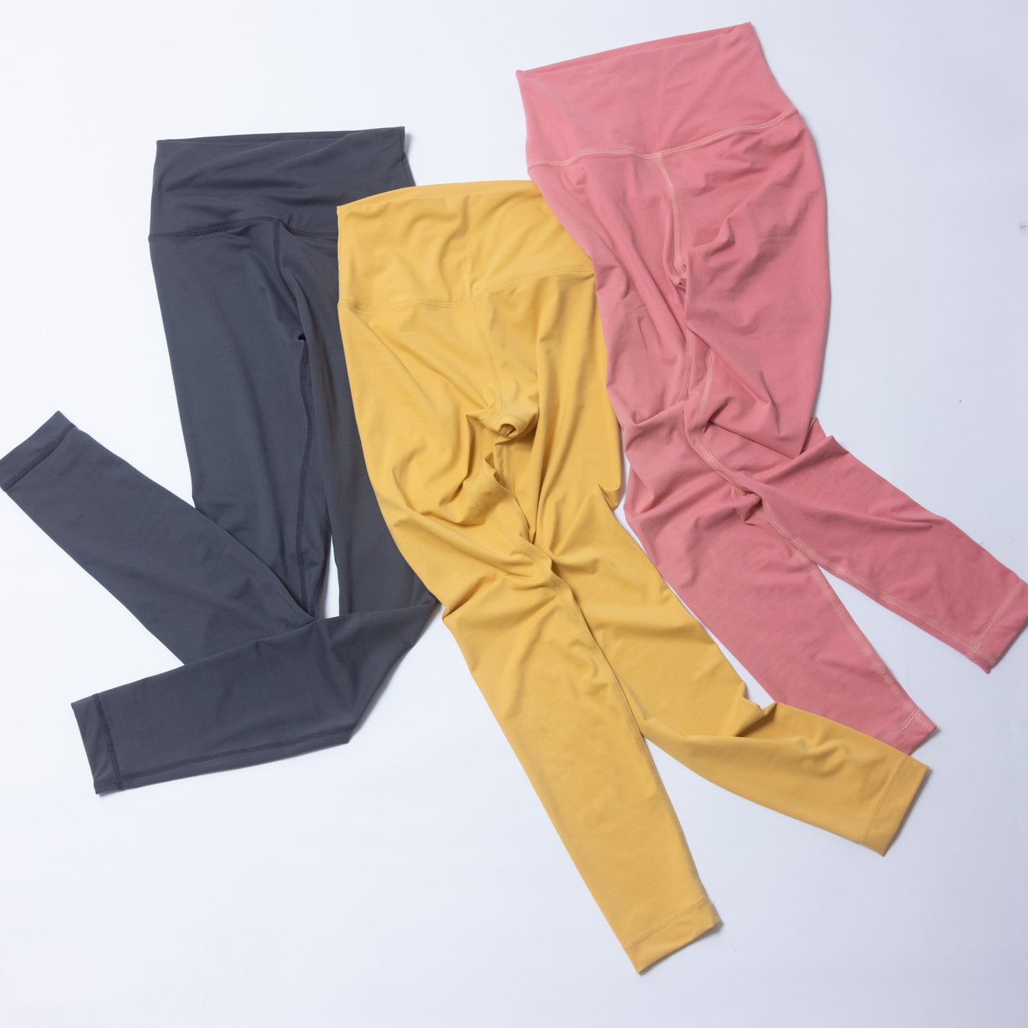 カルビコストレッチレギンス