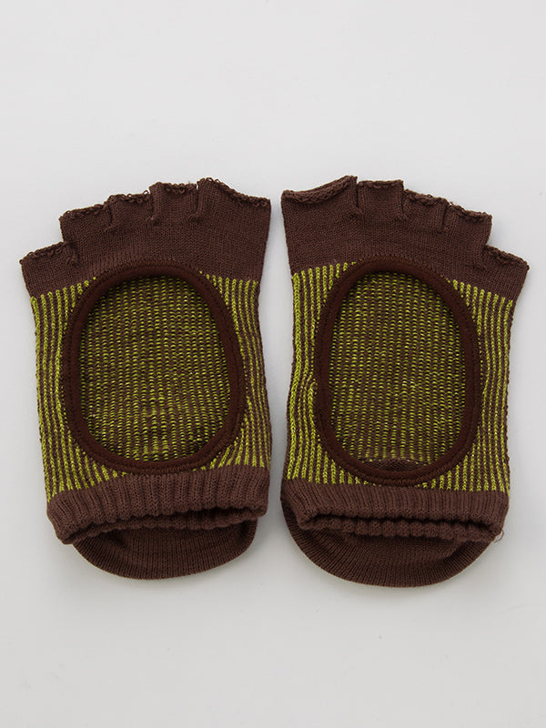 光沢ピンストライプ カバー指無し 5本指ソックス|コアグリップ| 140204 | ストライプ| 柄 | かわいい| おしゃれ| レディース| ブラウン| ヨガ | ピラティス  |  靴下 |  すべり止め  |  指なし |5本指 | knitido+(ニッティドプラス)|LIFE TUNING DAYS(ライフチューニングデイズ)|