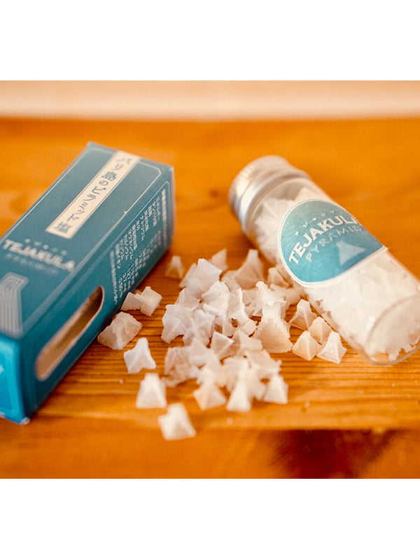【TEJAKULA】バリ島の完全天日塩「TEJAKULA」 PYRAMID SALT7g携帯瓶