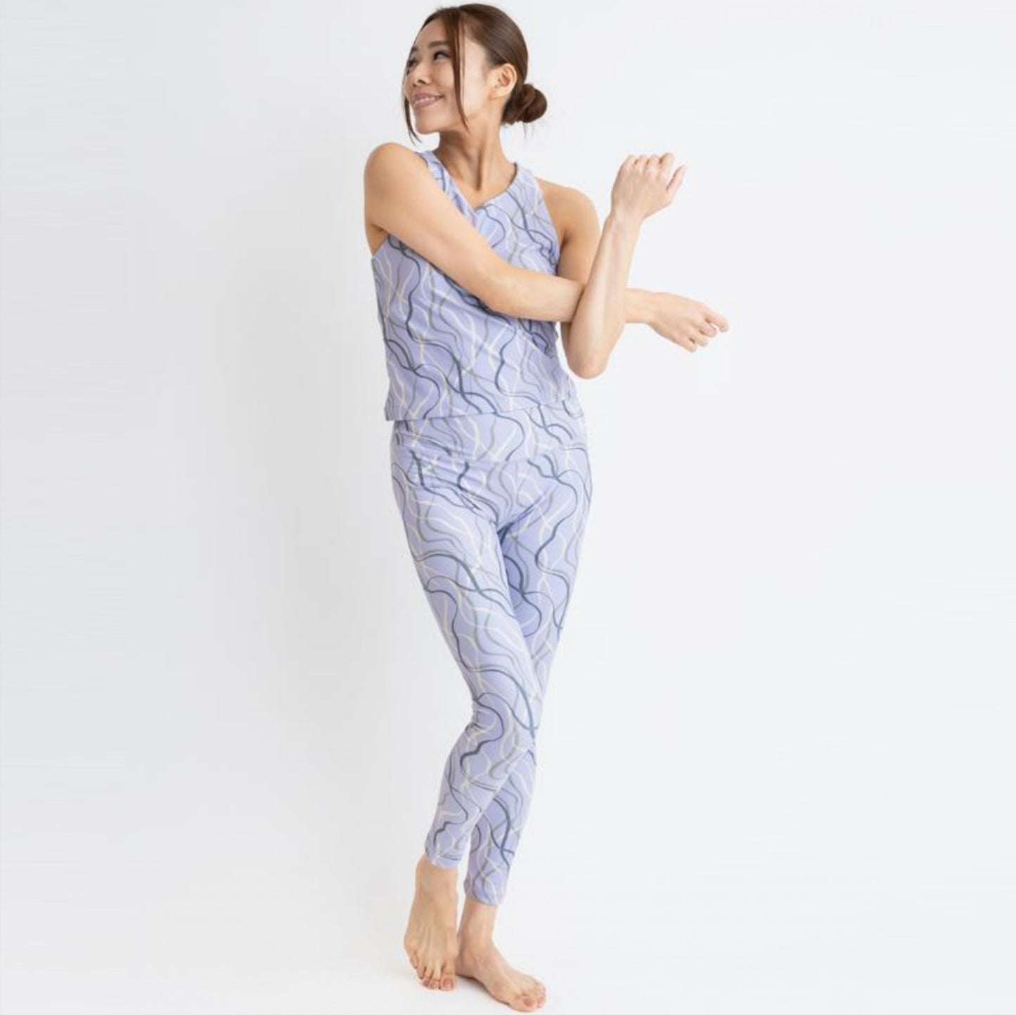 リボンレギンス｜ライラック｜細見え｜ヨガ｜ホットヨガ｜水陸両用｜オリジナルプリント｜大人｜速乾｜Thetis Yoga Dress（テティスヨガドレス）｜LIFE TUNING DAYS（ライフチューニングデイズ）