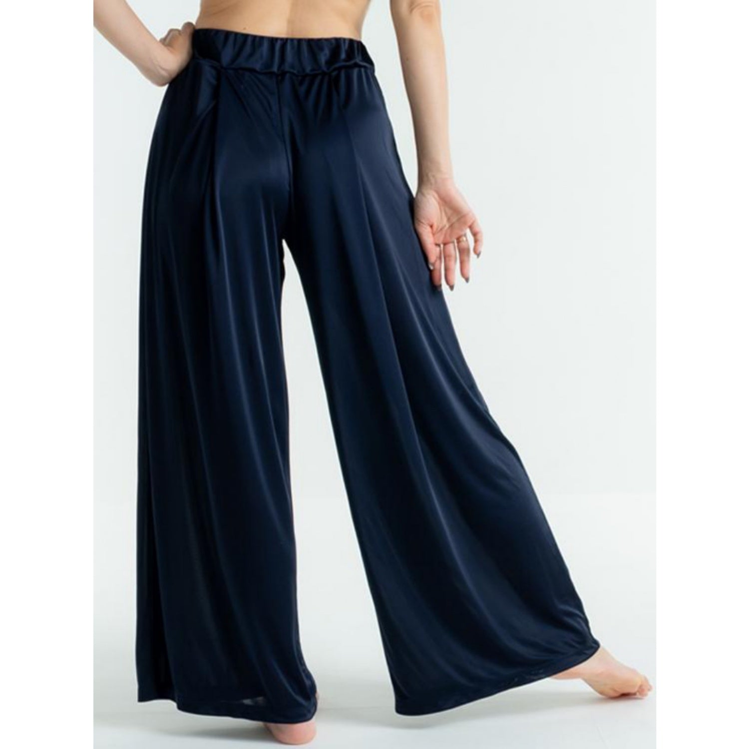 ブライトワイドパンツ｜ネイビー｜ダンスウェア｜ヨガウェア｜ジャズダンス｜シア―パンツ｜光沢｜thea DANCE & RADIANCE（テアダンスアンドラディアンス）｜LIFE TUNING DAYS（ライフチューニングデイズ）｜