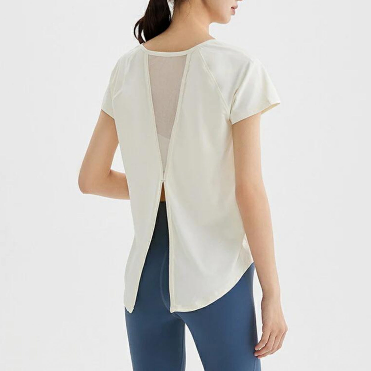 半袖トップス t153｜オフホワイト｜フレンチスリーブ｜異素材｜無地｜Tシャツ｜シンプル｜ヨガ｜おしゃれ｜Lee.che (リーチェ) ｜LIFE TUNING DAYS（ライフチューニングデイズ）｜