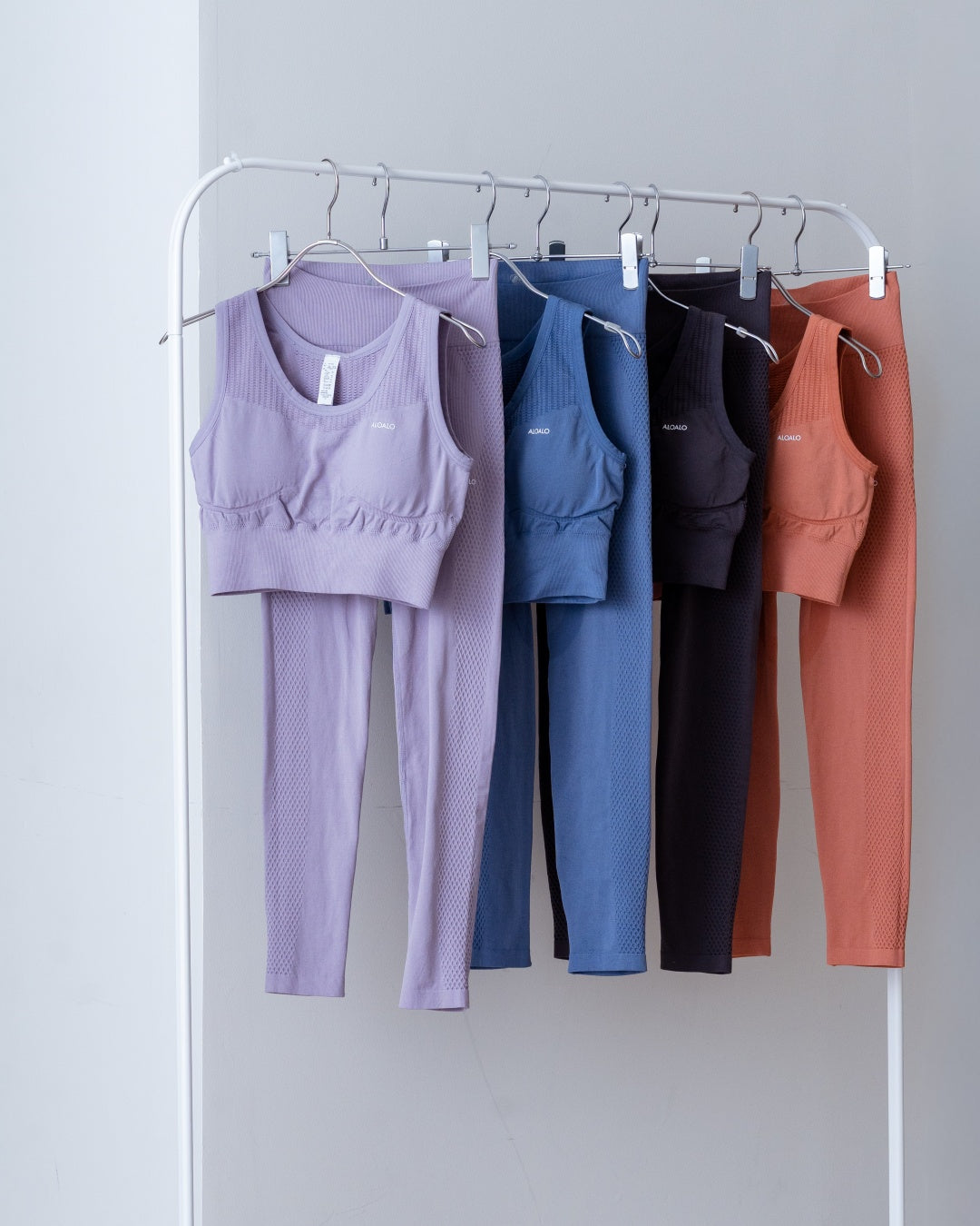 2026福袋_ALOALO スポーツブラ×レギンス セット