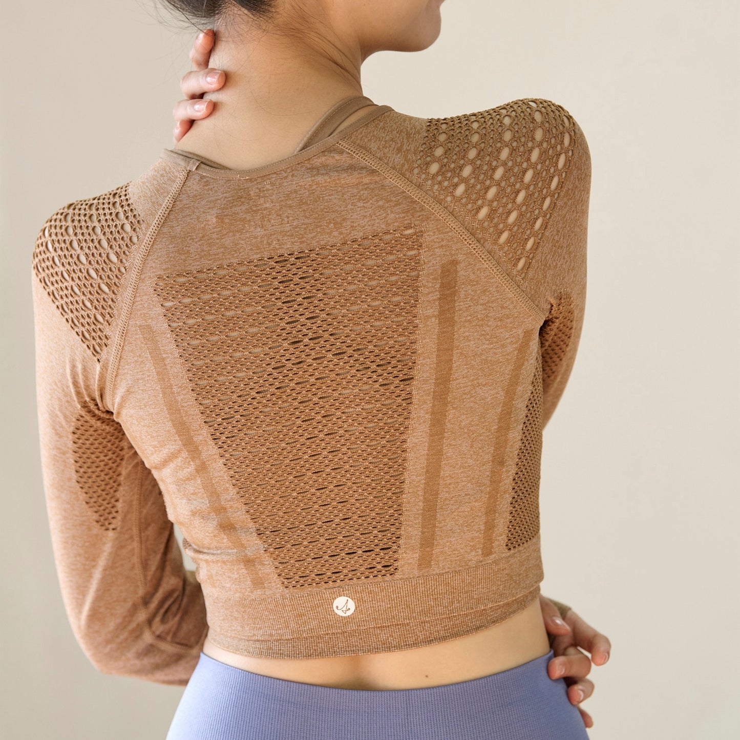 TUNING DAYS｜ライフチューニングデイズ｜LTD｜ヨガ｜ピラティス｜ウェア｜長袖トップス｜おしゃれ｜ブラウン