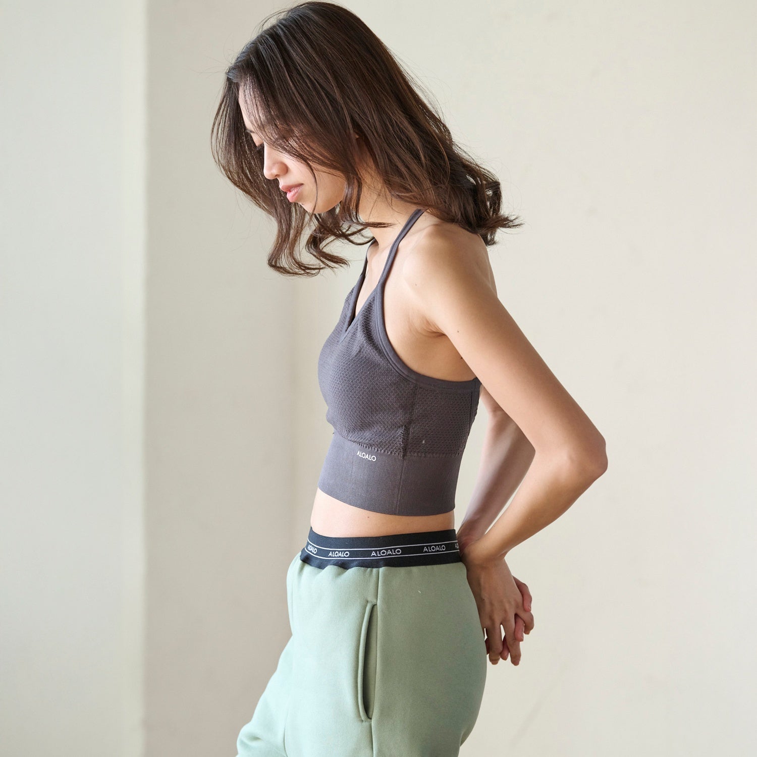 裏起毛ジョガーパンツ｜タウンウェア｜ジャージ｜スウェット｜おしゃれ｜かわいい｜セージ｜ALOALO（アロアロ）｜LIFE TUNING DAYS（ライフチューニングデイズ）