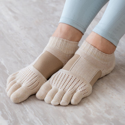 マーブルメッシュ アンクル (Support Type) |ラン・エアークッション | 110081 | Foot arch  | モノトーン| メッシュ | くるぶし丈| レディース| メンズ| ヨガ | ピラティス | ランニング |  靴下 |  すべり止め  |  5本指 | knitido+(ニッティドプラス）｜LIFE TUNING DAYS（ライフチューニングデイズ）｜