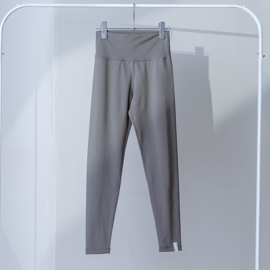 レギンス｜N225Z602｜チャコール｜リサイクルポリウレタン｜生分解性ポリエステル｜環境にやさしい｜Nercocia.(ネルコッチャ)｜LIFE TUNING DAYS（ライフチューニングデイズ）｜