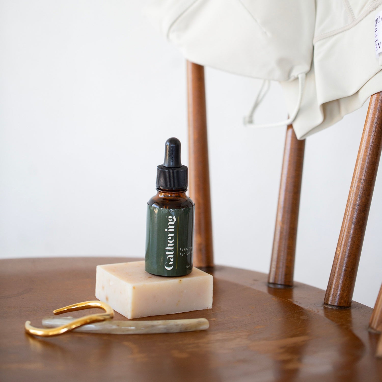 ボディオイルSympathy|月桃 |生姜 | マッサージオイル |ゆらぎ期 | 女性向け  | セルフケア |  Gathering(ギャザリング）｜LIFE TUNING DAYS（ライフチューニングデイズ）