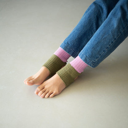 レッグウォーマ―|GA-00001 |短い | シンプル| バイカラー |無地 | レディース |ピンク | カーキ |ヨガ | ピラティス   | Gathering(ギャザリング）｜LIFE TUNING DAYS（ライフチューニングデイズ）