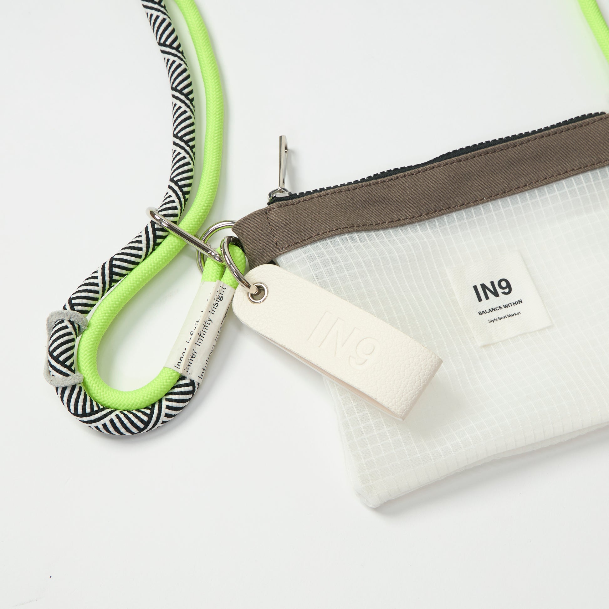 ポーチ付きパラコードテープストラップ｜Paracord Yoga Strap with Pouch｜サコッシュ｜マットケース｜ヨガマット｜ピラティスマット｜ヨガストラップ｜スタイルボート｜スタイルボートマーケット｜style boat market｜ライフチューニングデイズ｜LIFE TUNING DAYS｜LTD