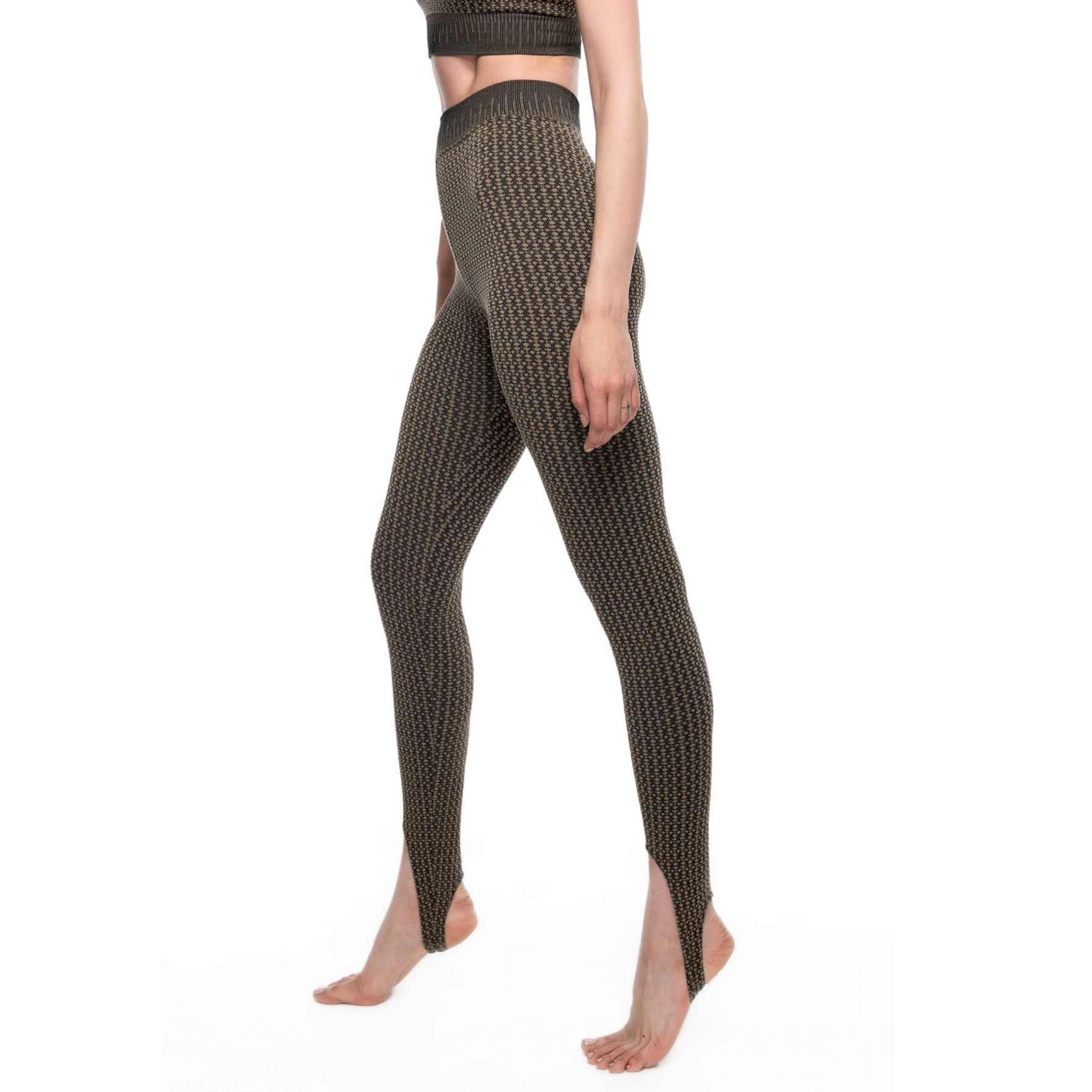 Josephine monogranm stirrup leggins｜ジョセフィーヌ｜AVOCADO｜センシルナイロン｜シームレス｜レギンス｜ヨガ｜ピラティス｜おしゃれ｜108.tokyo（ワンオーエイト.トウキョウ ）｜LIFE TUNING DAYS（ライフチューニングデイズ）