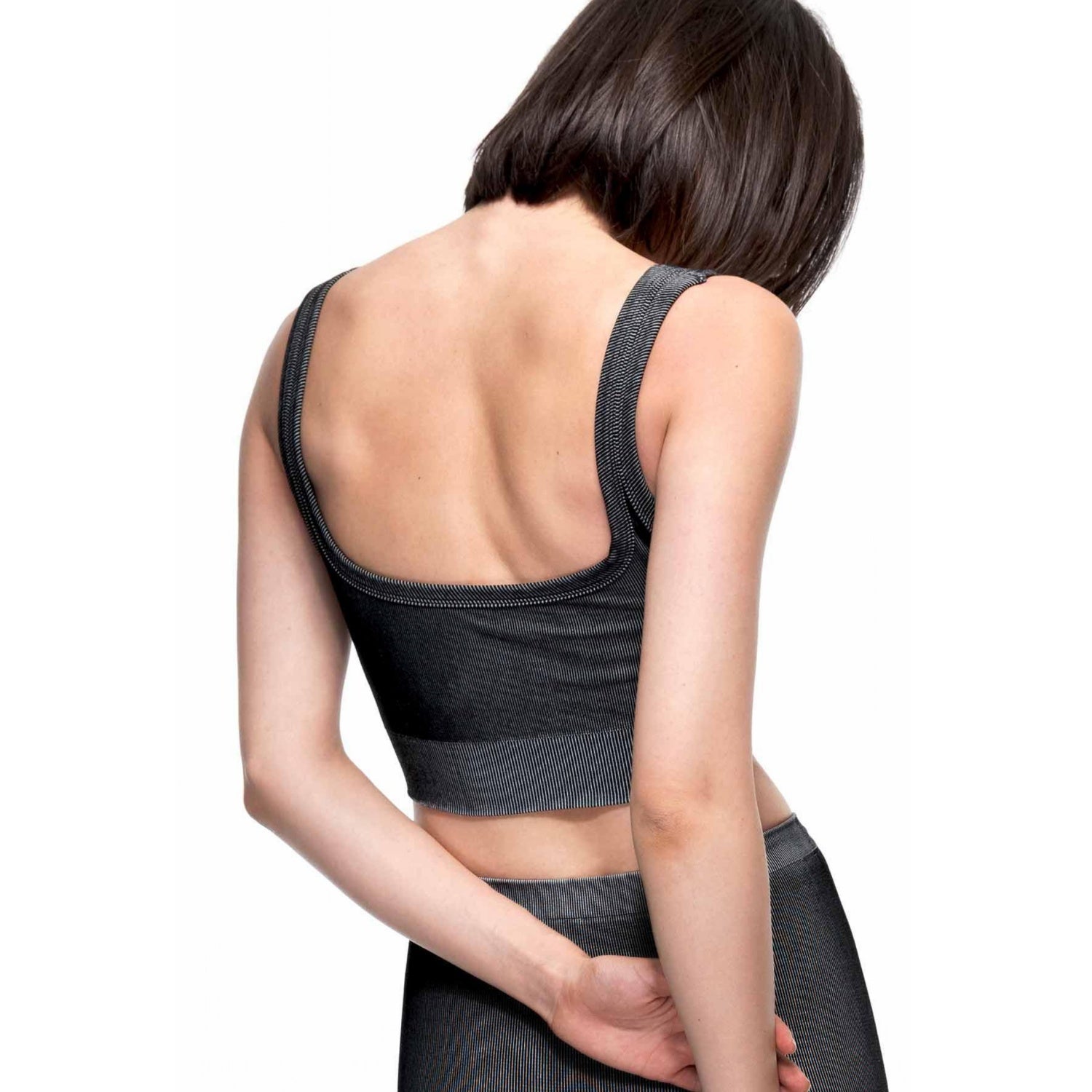 Kali Scoop Bra｜AVOCADO｜センシルナイロン｜アンティークホワイト｜ストライプ｜ブラトップ｜ヨガ｜ピラティス｜おしゃれ｜108.tokyo（ワンオーエイト.トウキョウ ）｜LIFE TUNING DAYS（ライフチューニングデイズ）