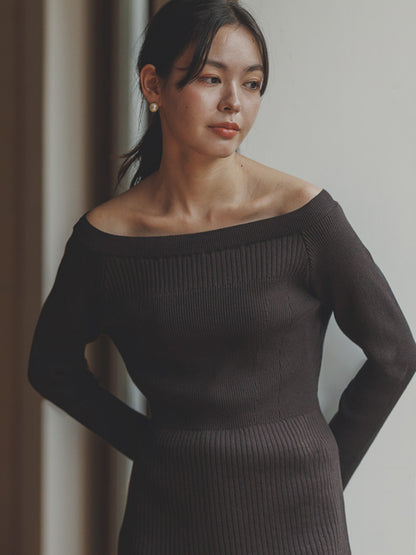 白百合（しらゆり）リブニットトップス