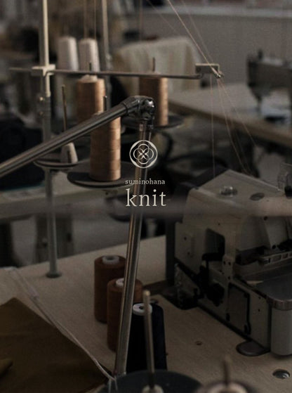 白百合（しらゆり）リブニットトップス