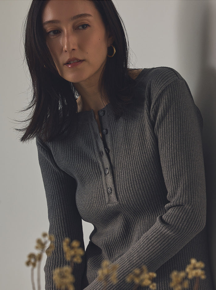 寒椿（かんつばき）オーガニックコットン リブニットプルオーバー