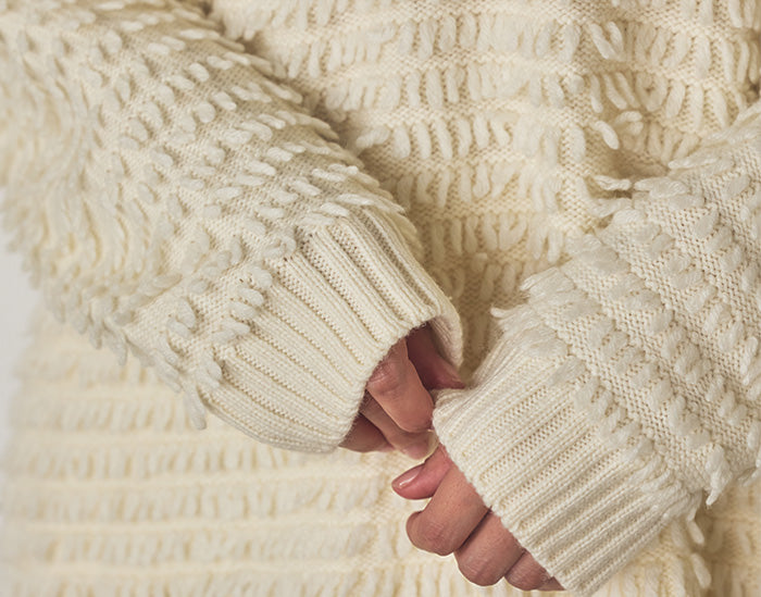 白椿（しらつばき） ジャガード編みニットプルオーバー