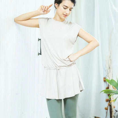 トップス leeche051｜ライトベージュ｜ペプラム｜フレア｜無地｜チュニック｜フレンチスリーブ｜ヨガ｜おしゃれ｜Lee.che (リーチェ) ｜LIFE TUNING DAYS（ライフチューニングデイズ）｜