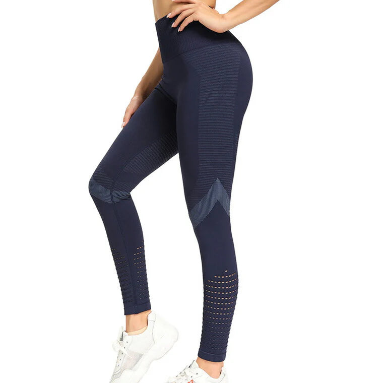 r136｜ネイビー｜レギンス｜編み柄｜フィットネス｜ヨガ｜かわいい｜おしゃれ｜Lee.che (リーチェ) ｜LIFE TUNING DAYS（ライフチューニングデイズ）｜