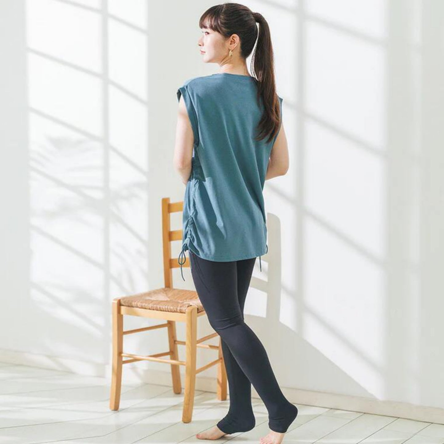 トップスsd005｜ブルーグリーン｜ノースリーブ｜チュニック丈｜体型カバー｜透けない｜タンクトップ｜Lee.che (リーチェ) ｜LIFE TUNING DAYS（ライフチューニングデイズ）｜