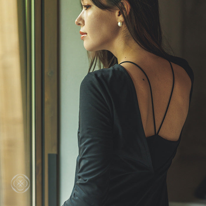 風蘭（ふうらん） Vネック長袖カットソー