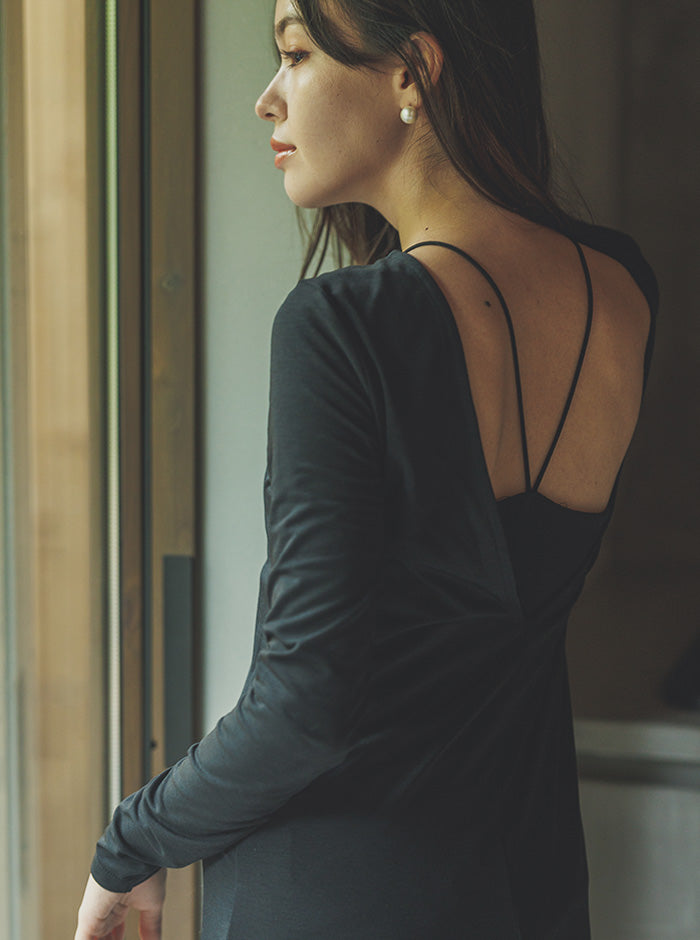 風蘭（ふうらん） Vネック長袖カットソー