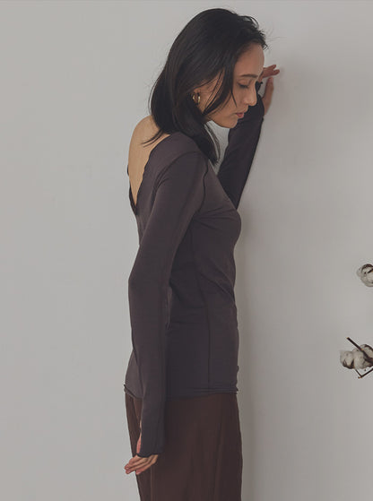 月影（つきかげ） バックオープン ロングスリーブトップス