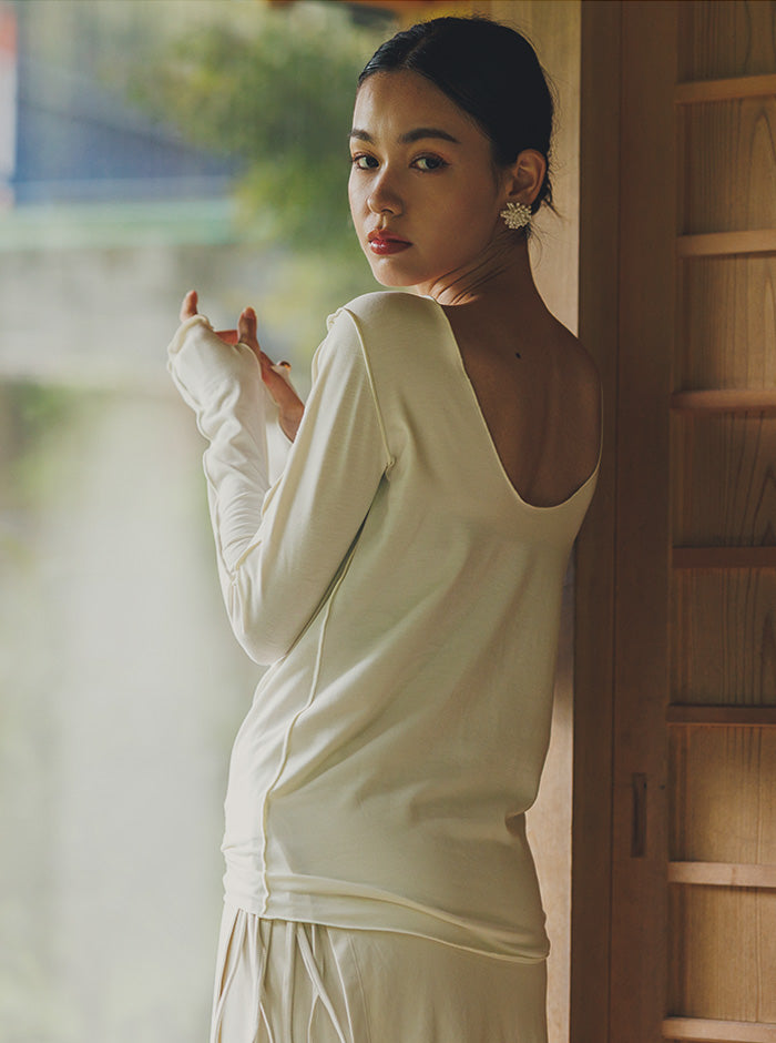 月影（つきかげ） バックオープン ロングスリーブトップス