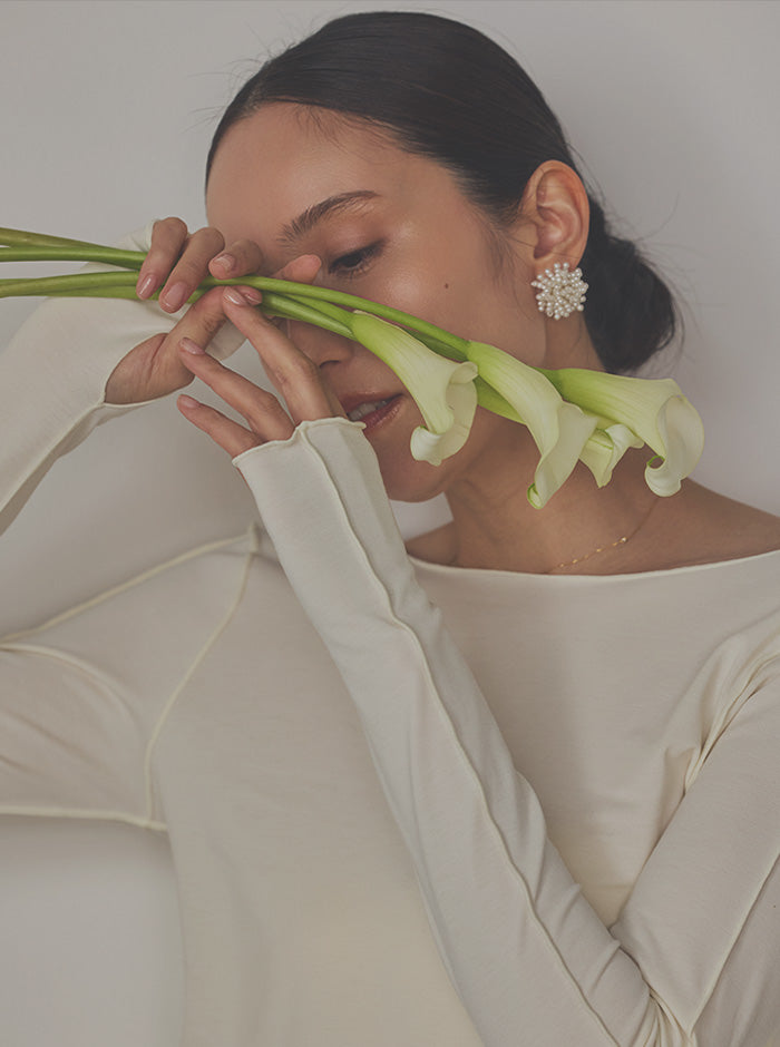 月影（つきかげ） バックオープン ロングスリーブトップス