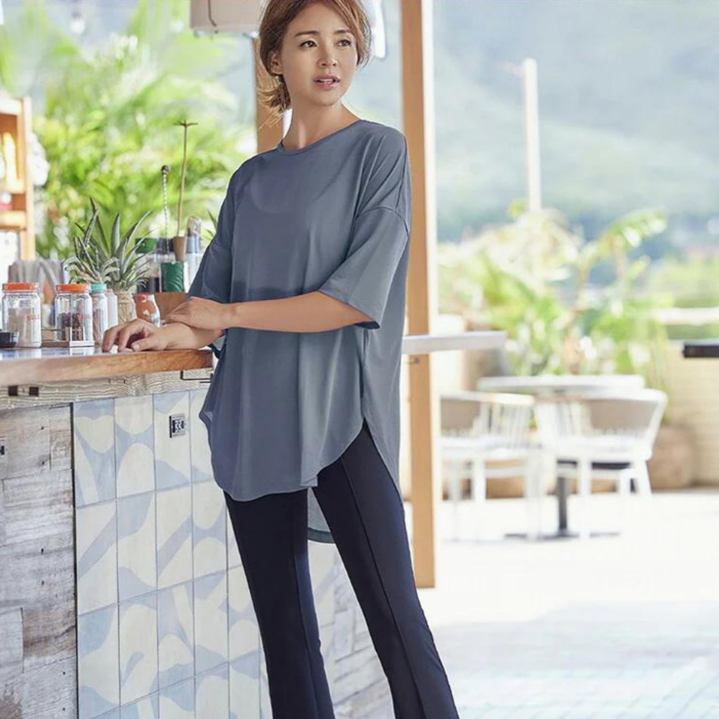 7分丈トップス t326｜くすみブルー｜ドレープ｜半袖｜無地｜チュニック｜薄い｜ヨガ｜おしゃれ｜Lee.che (リーチェ) ｜LIFE TUNING DAYS（ライフチューニングデイズ）｜